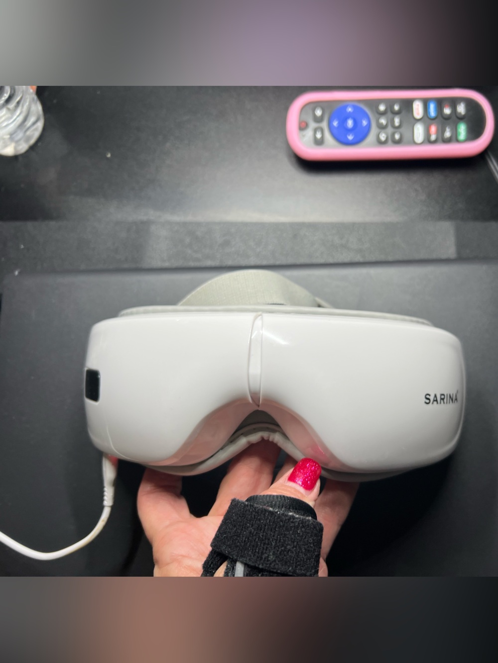Sarina White Eye Massager with Built-In Controls